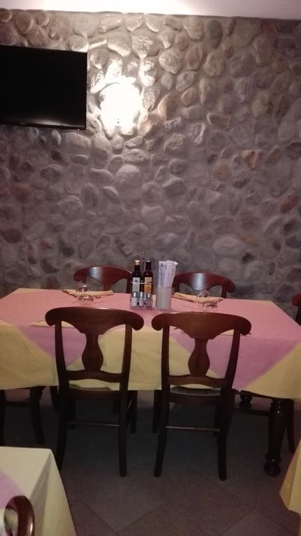 Affittacamere Battistoli Costermano Bagian luar foto
